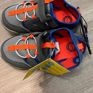 Munchkin Kids Sneakers in Gray and Orange